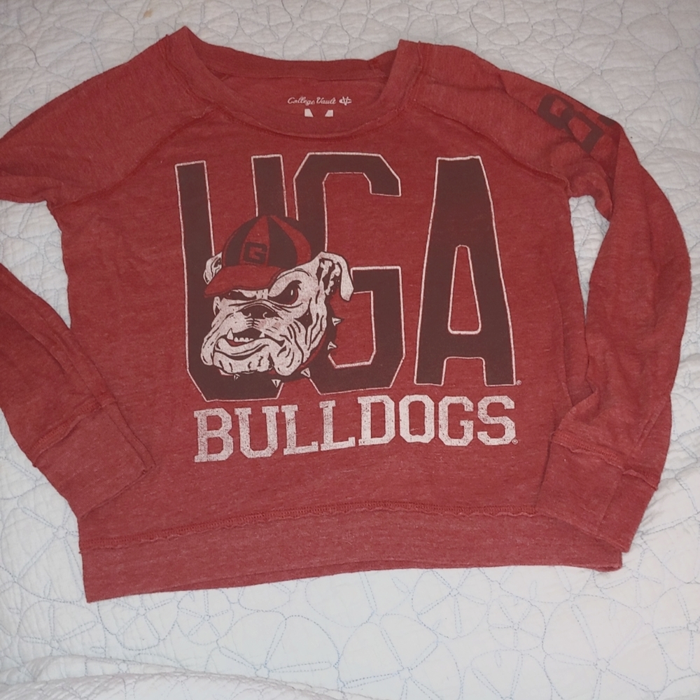 College Vault UGA Medium size Long sleeved T-shirt Red Bulldogs